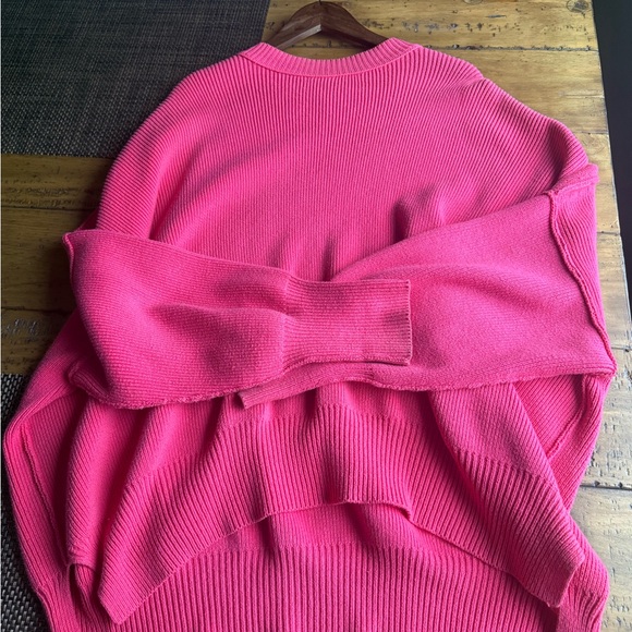 Valentine’s Day 1 Day Sale FREE PEOPLE Cozy Pink Women's Sweater - Picture 4 of 6